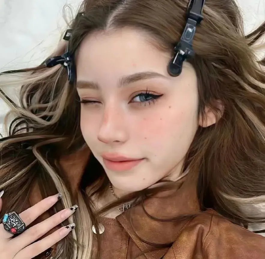 奉天承孕：傅少请接芷